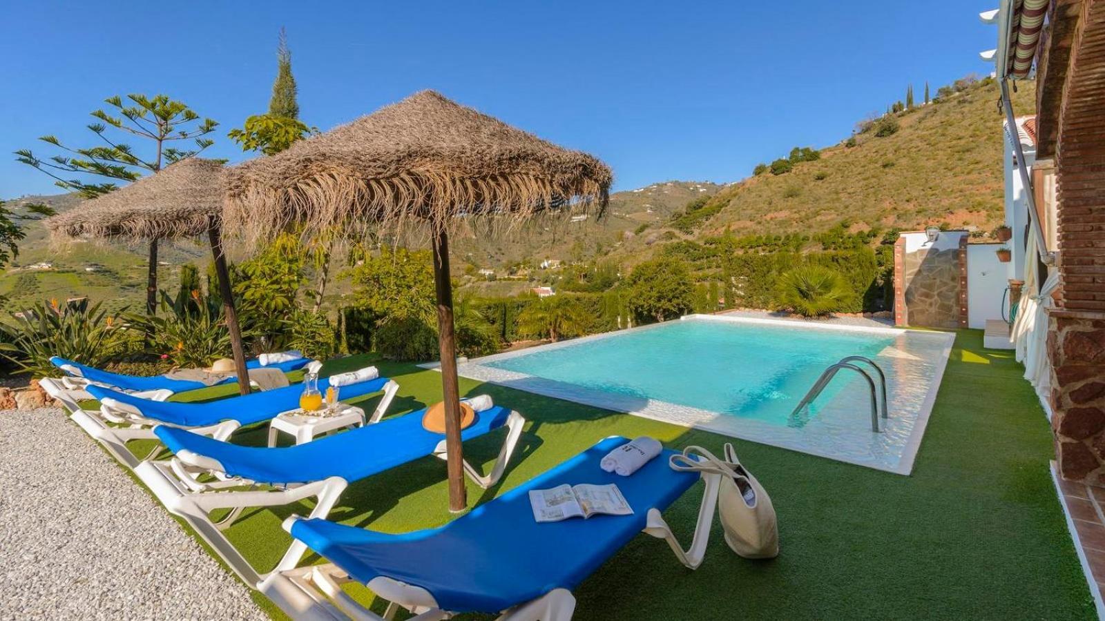 Villa Las Palmeras De Torrox By Ruralidays Zewnętrze zdjęcie